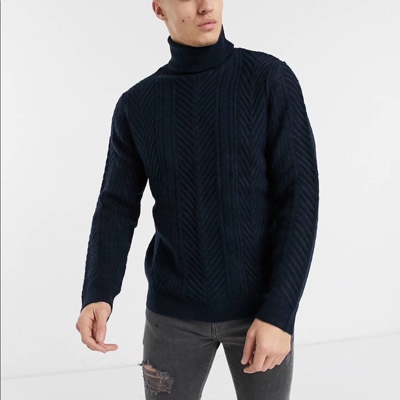 River Island men’s navy sweater NEVER WORN - Picture 4 of 4